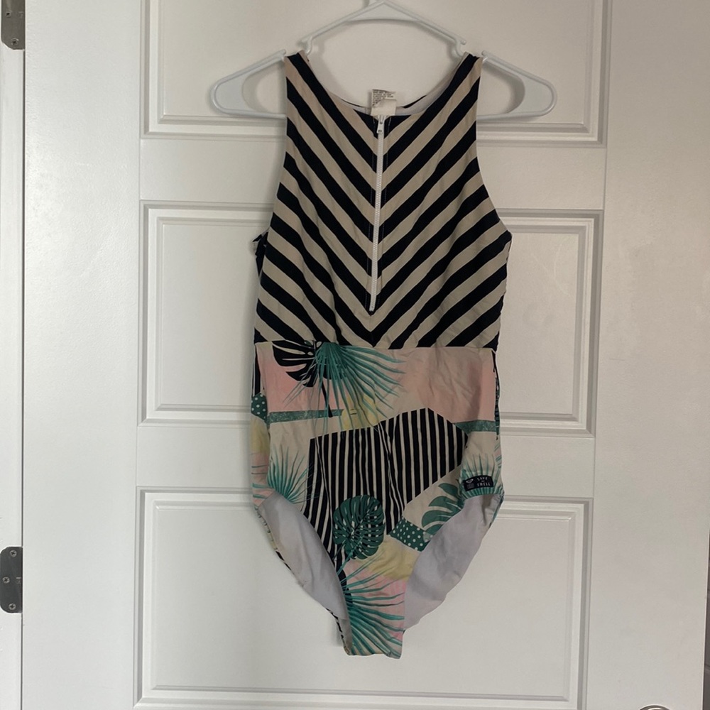 Roxy Zip Up One Piece Stephanie Gilmore Collection